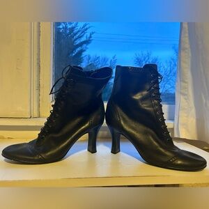 Elegant Black Lace-Up Women's Boots